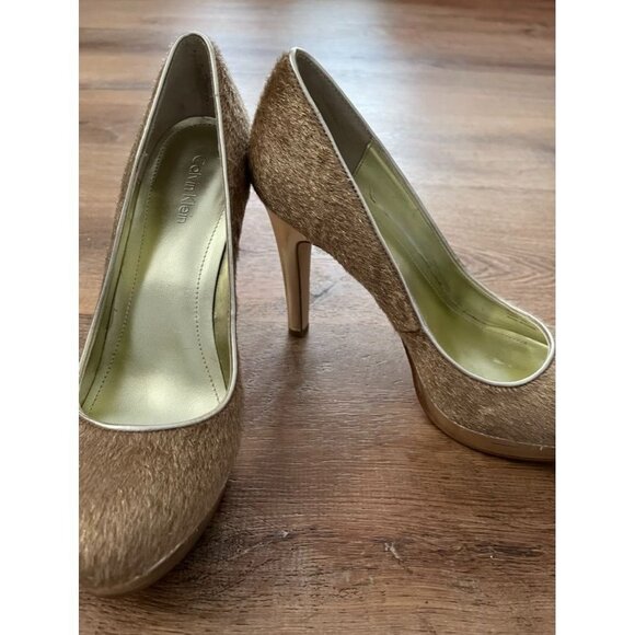 Calvin Klein Shoes - EUC Calvin Klein Kendall Pumps
